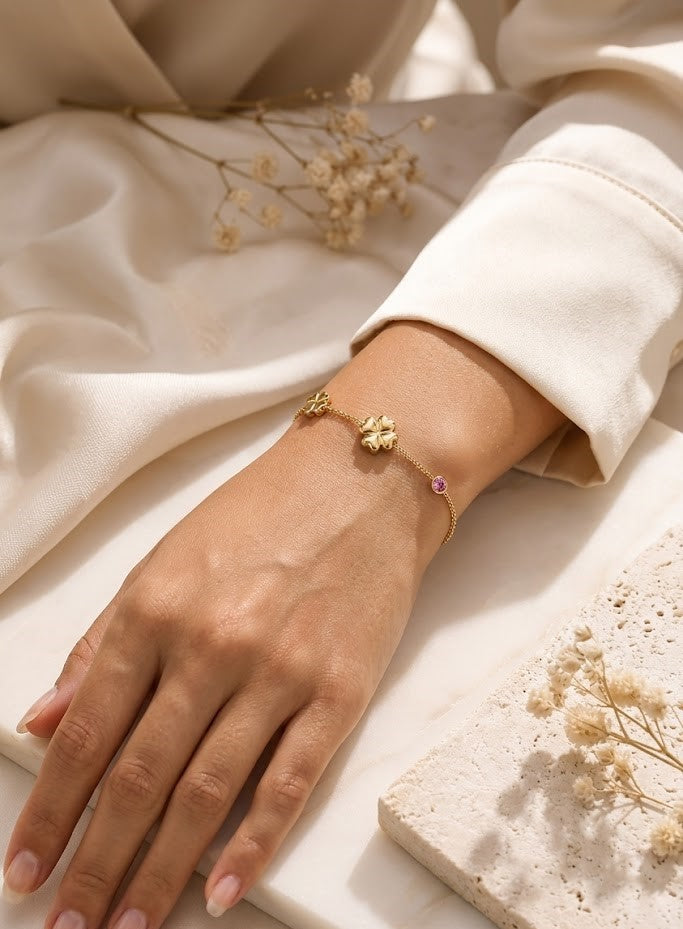 Bracciale con trifogli e pietre colorate