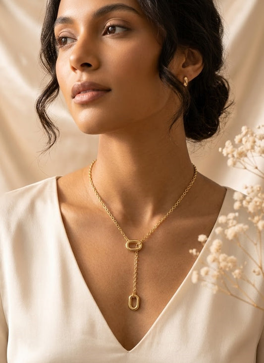 Collana a forma di Y con estremità ovali